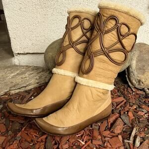 RODO leather, suede and fur beige boots 37.5